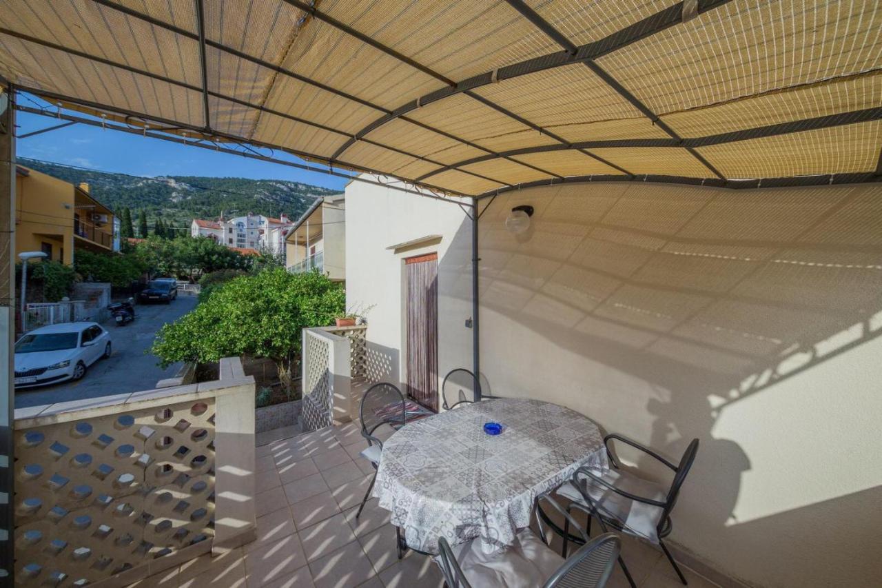 Apartmani Katija Komiža Eksteriør billede